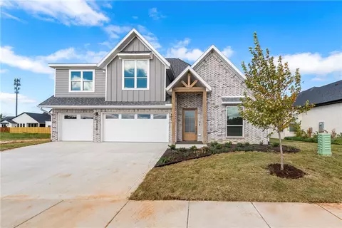 3604 SW Starburst Ave, Bentonville, AR 72713