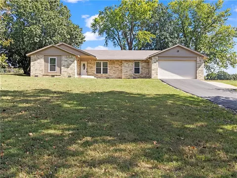19947 Hwy 16, Siloam Springs, AR 72761