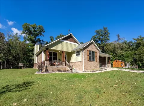 4404 Waynes Trail Rd, Siloam Springs, AR 72761