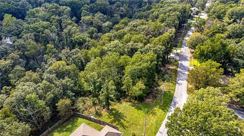 Little Drive, Bella Vista, AR 72715