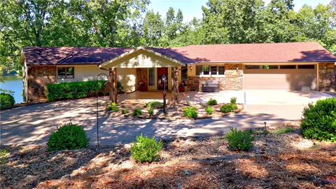 77 Portsmouth Dr, Bella Vista, AR 72715