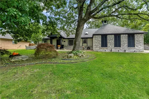 1202 Bob White Ln, Bentonville, AR 72712