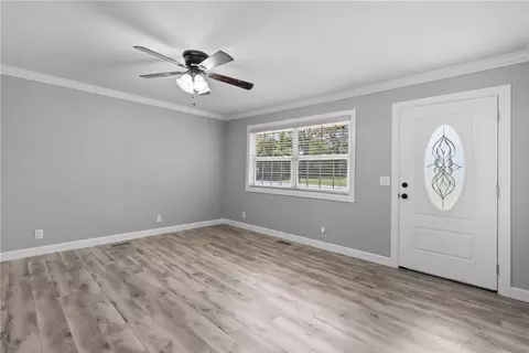 700 W Eureka St, Gentry, AR 72734 photo 9