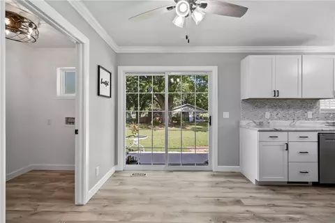 700 W Eureka St, Gentry, AR 72734 photo 7