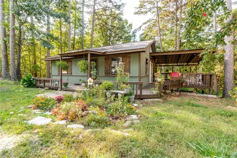 16015 Hickory Dr, Rogers, AR 72756