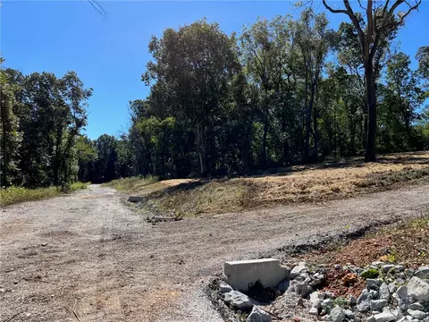 14561 Osage Creek Rd, Springdale, AR 72762