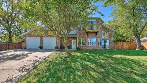 345 W Wilson St, Fayetteville, AR 72701
