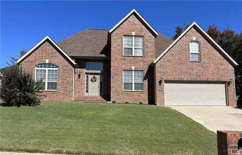 3456 Amberwood St, Springdale, AR 72762
