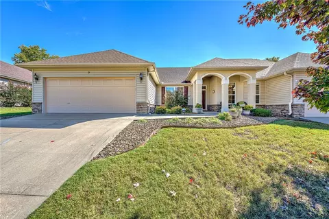 9 Penny Ln, Bella Vista, AR 72714