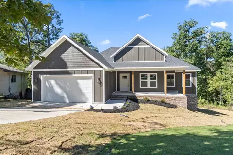 5 Towan Cir, Bella Vista, AR 72714