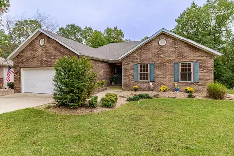 23 Watson Ln, Bella Vista, AR 72714