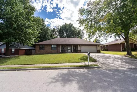 4101 Clark Ave, Springdale, AR 72762