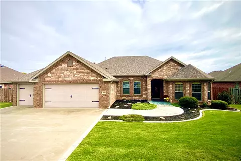 409 SW Barn Valley Rd, Bentonville, AR 72712