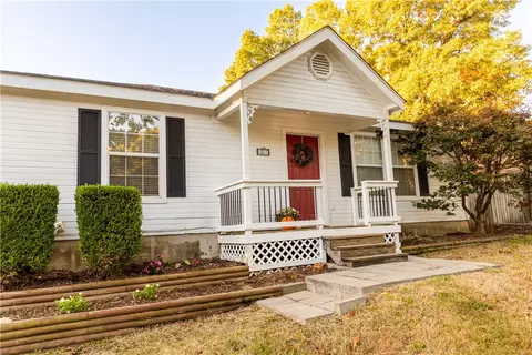 13875 Saratoga Dr, Rogers, AR 72758