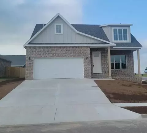 952 Pinnacle St, Prairie Grove, AR 72753