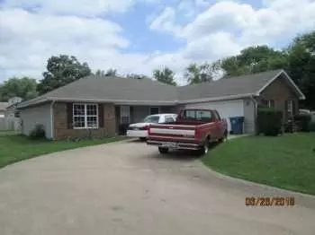 602 Charlotte St, Gravette, AR 72736