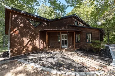 16042 Pin Oak Rd, Fayetteville, AR 72704