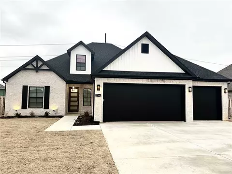 7704 Via Roma Ave, Springdale, AR 72762