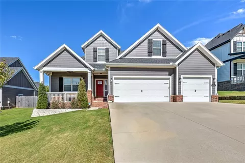 808 Westminster, Cave Springs, AR 72718