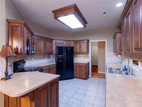103 Hoss St, Centerton, AR 72719 photo 12