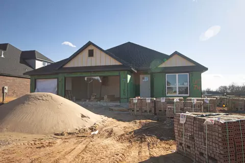 5403 SW Firethorn Ln, Bentonville, AR 72713