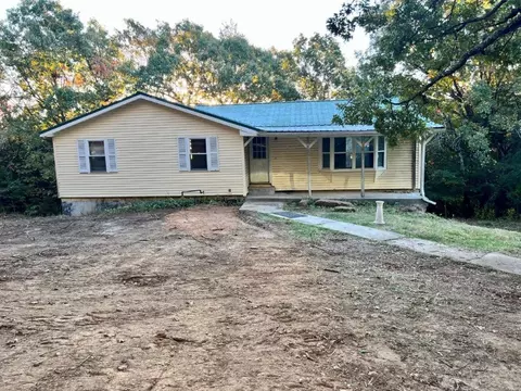 401 Dotson St, Huntsville, AR 72740