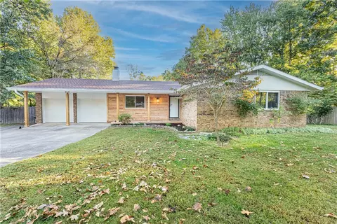 3509 Shook Dr, Springdale, AR 72762