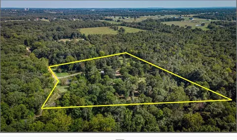 14059 Whiteoak Ln, Bentonville, AR 72712