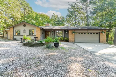 5 Gribbin Ln, Bella Vista, AR 72714