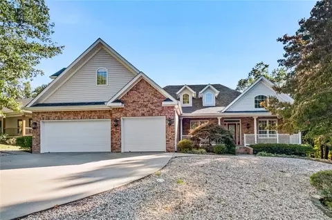 35 Devizis Dr, Bella Vista, AR 72714