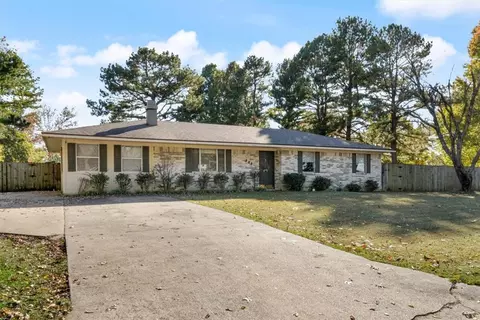 323 Willow Ave, Farmington, AR 72730