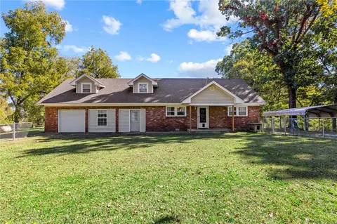 22264 Spring Valley Rd, Springdale, AR 72764
