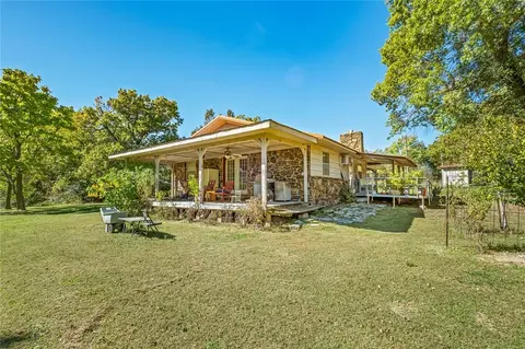 8485 Bates Ln, Bentonville, AR 72713