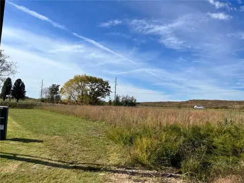 Mcdole Circle, Bella Vista, AR 72715