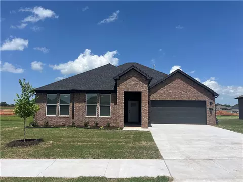 438 W Branta St, Farmington, AR 72730