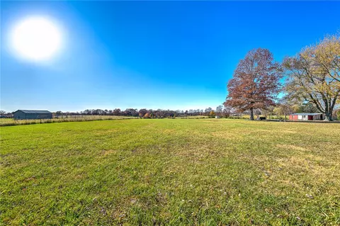 Galyean Road, Bentonville, AR 72712