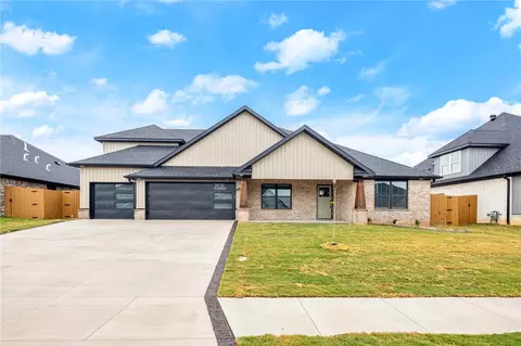 600 Bronco St, Centerton, AR 72719 photo 3