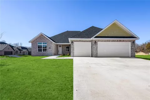1448 Cittadella Ave, Tontitown, AR 72762