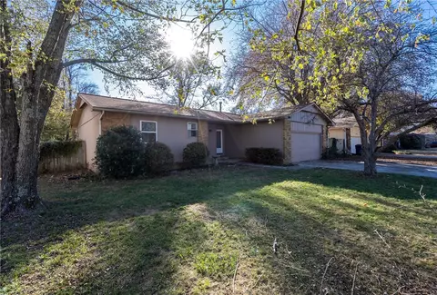 2102 W Tulsa St, Siloam Springs, AR 72761