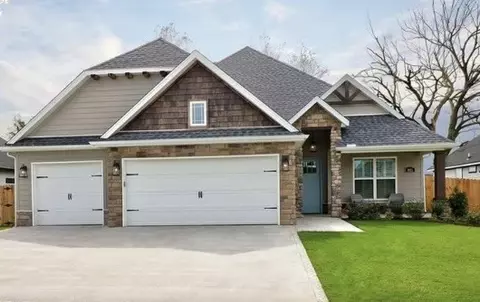 1011 Red Maple St, Centerton, AR 72719