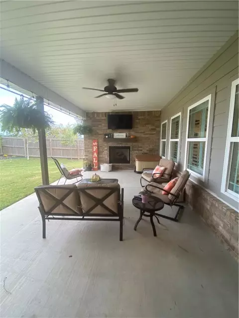 1011 Red Maple St, Centerton, AR 72719 photo 18