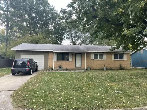 907 N 14th St, Rogers, AR 72756