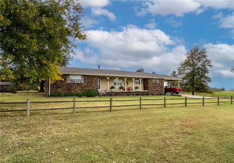 21039 116 Hwy, Colcord, OK 74338