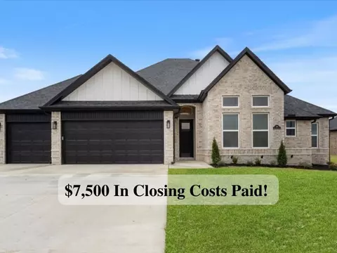 914 Bellagiola Ave, Tontitown, AR 72762