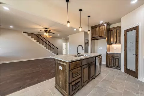 Kitchen - 1941 Edgewood Rd, Centerton, AR 72719 photo 6 of 6