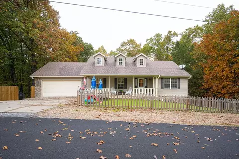 6 Eppington Ln, Bella Vista, AR 72714