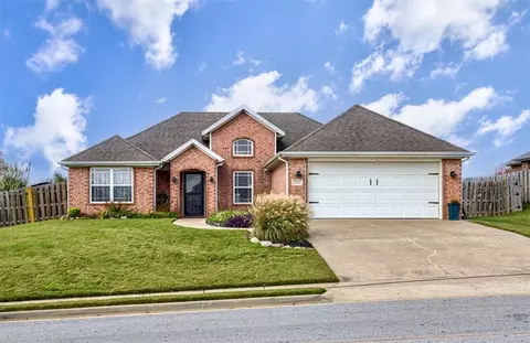 411 Sienna Dr, Centerton, AR 72719