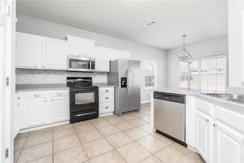 421 Kate Dr, Centerton, AR 72719 photo 4
