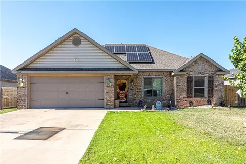 3154 Chelsey Ln, Springdale, AR 72764