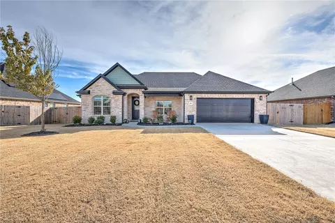 1295 Ruscello Ave, Tontitown, AR 72762